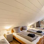 Pistenblick Apartment *