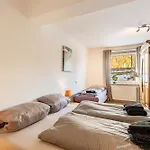 Pistenblick Apartment *